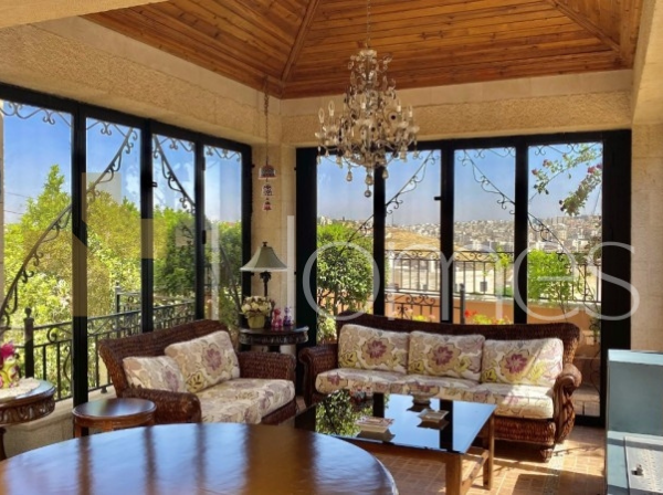 تقع في منطقة فلل وقصور وتمتلك أنظمة المنازل الذكية 